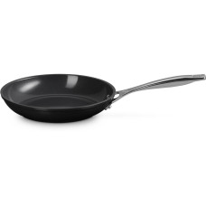 Le Creuset Bratpfanne Essential Keramik-Antihaft Ø 24 cm Le Creuset Bratpfanne Essential Keramik-Antihaft Ø 24 cm